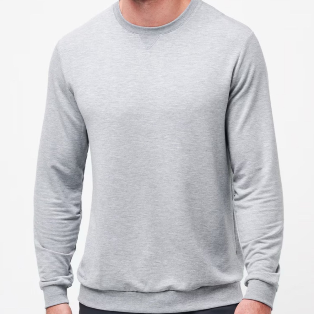 Travis Mathew Gray Crewneck Sweater with Classic Design